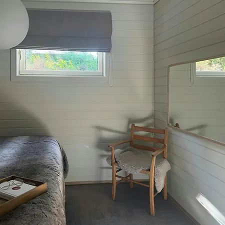 Semesterbostad And Boathouse By The Sea In Sveio *